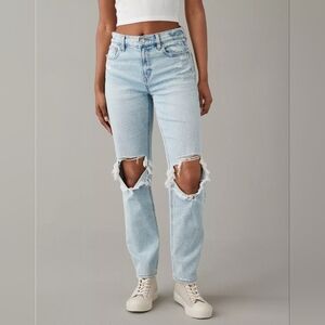 Amercan Eagle Distressed Light Blue Women's Jeans Stovepipe